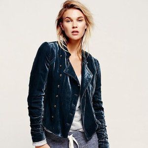 NWT FREE PEOPLE DRIPPY VELVET BLUE MILITARY JACKET, SIZE L